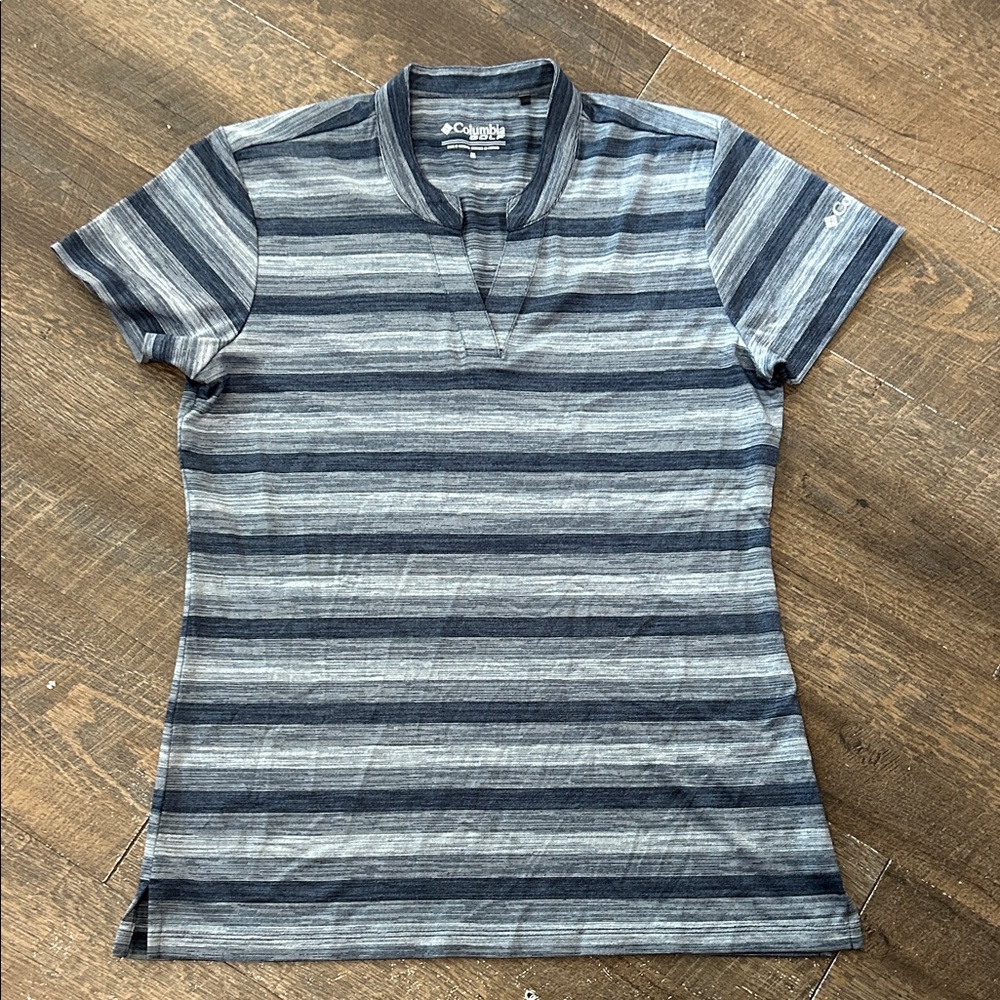 Women’s Columbia Golf Women's Omni-Wick‎ Chatter Polo Size Medium Blue Striped